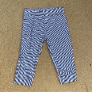 Cute thanksgiving leggings.